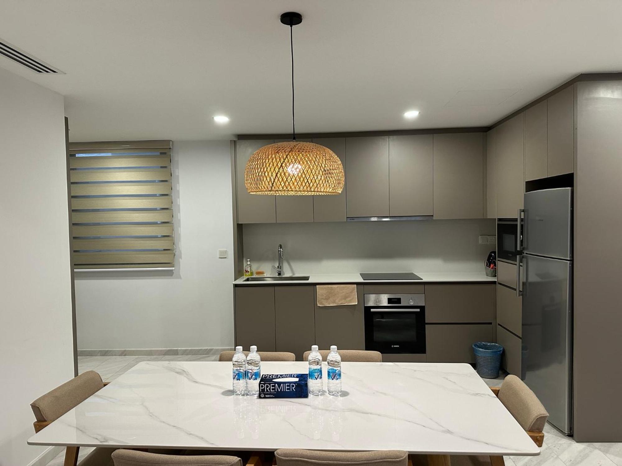 Eaton Service Apartment At Klcc Kuala Lumpur Exterior foto